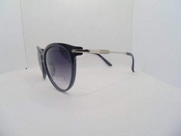 Stylish ladies sunglasses